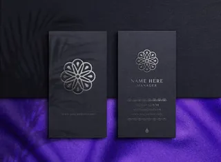 名片上的豪华标志模型样机