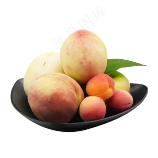 一盘夏季水果桃子甜杏