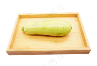 木盘子装西葫芦