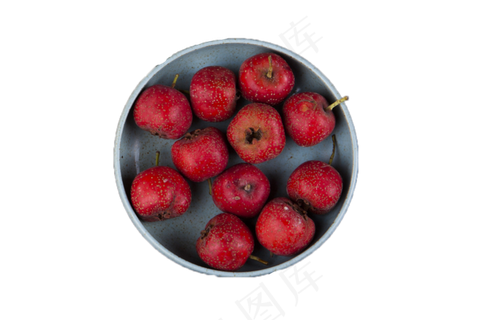 一大盘酸甜适度新鲜山楂