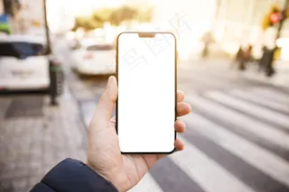 带gps跟踪器的手机