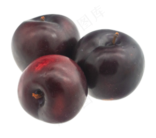 三个水果李子