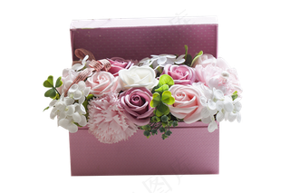 粉红色新鲜花朵礼物