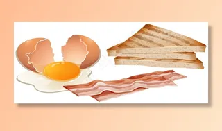 一套白色背景的早餐