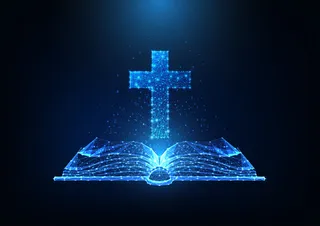 未来派基督教崇拜的概念与发光的低多边形开放圣经和基督教十字架在深蓝色的背景。现代线框网