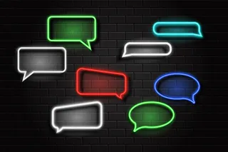 一套逼真的霓虹灯标志，用于装饰和覆盖在背景墙上。