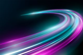 霓虹灯背景下的速度概念