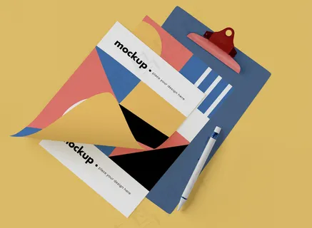 带纸张和几何形状的记事本俯视图