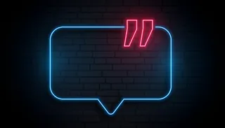 带有文本空间的Neon报价框