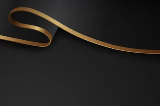 豪华深色背景与金色线条元素相结合