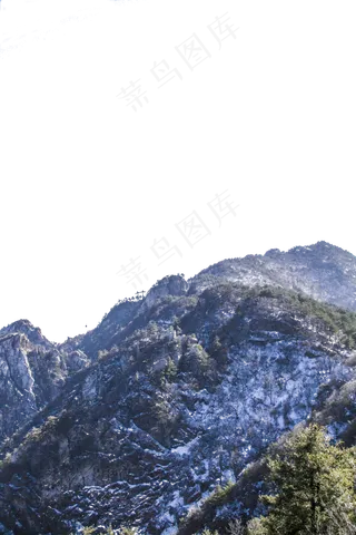 风景秀丽陡峭的山峰