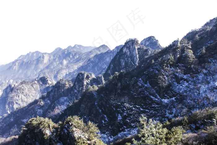 陡峭风景秀丽的山峰(2000X1333(DPI:300))psd模版下载