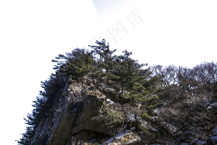 高耸于云陡峭的大山(2400X1600(DPI:300))psd模版下载