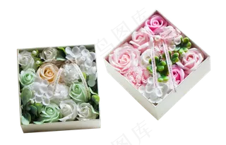 两个鲜花礼物盒情人节鲜花礼物