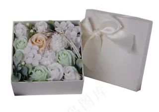 蝴蝶结方盒子礼物盒花朵