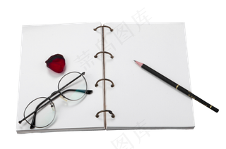 读书笔记本课本日记本眼镜,免抠元素