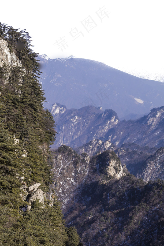 层峦叠嶂陡峭的山峰(1333X2000(DPI:300))psd模版下载