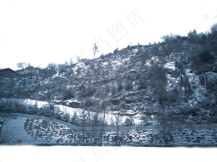 连绵起伏自然群山