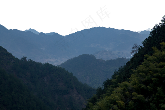 绵延起伏重峦叠嶂的山峰(2400X1600(DPI:300))psd模版下载