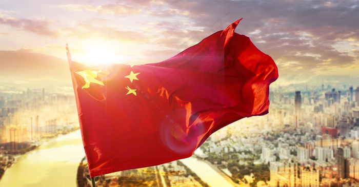 简约城市国旗飘扬合成背景