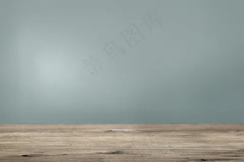 具有木地板产品背景的素色青色墙