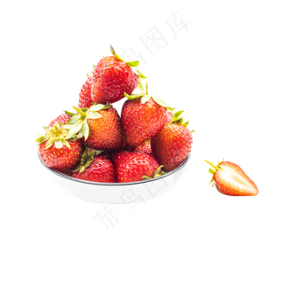 一盘水果草莓