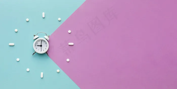 复制太空钟形状的药丸