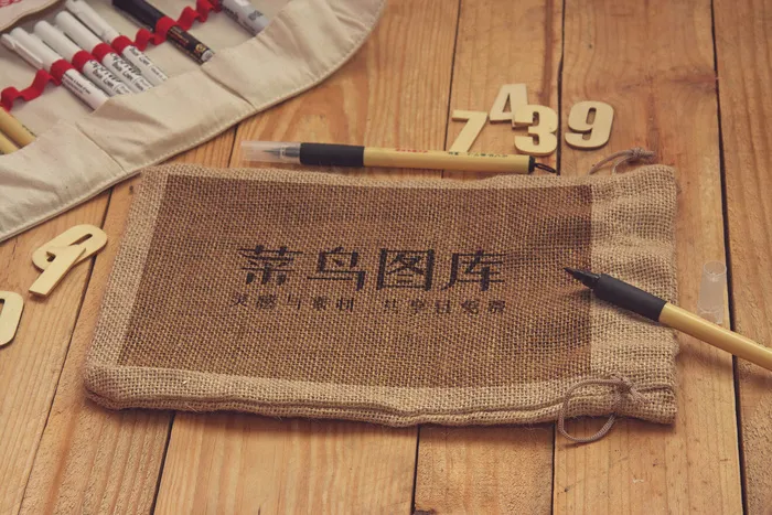 复古简约布袋展示样机(800*533px)psd模版下载