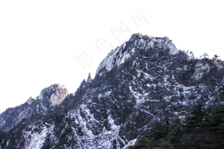 连绵陡峭的群山