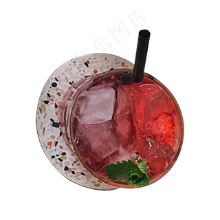 一杯冰镇的草莓饮料免抠图