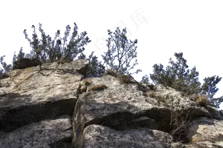 高耸如云陡峭的山峰