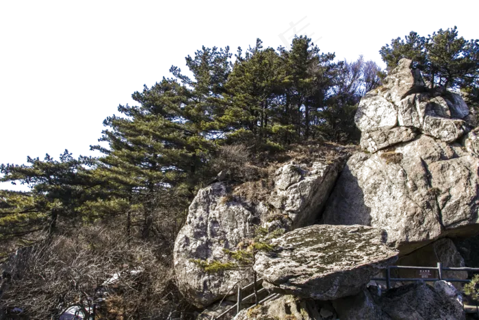 陡峭风景秀丽的大山(2400X1600(DPI:300))psd模版下载