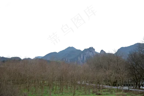 绵延起伏险峻的山峰 绵延起伏险峻的山峰