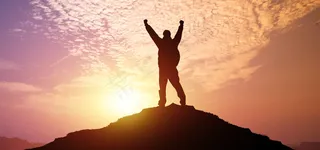 攀登成功的巅峰剪影