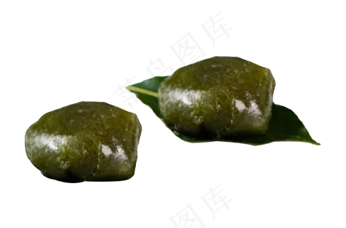 清明节美食绿叶上的青团