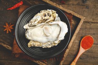 新鲜生蚝海鲜食材背景