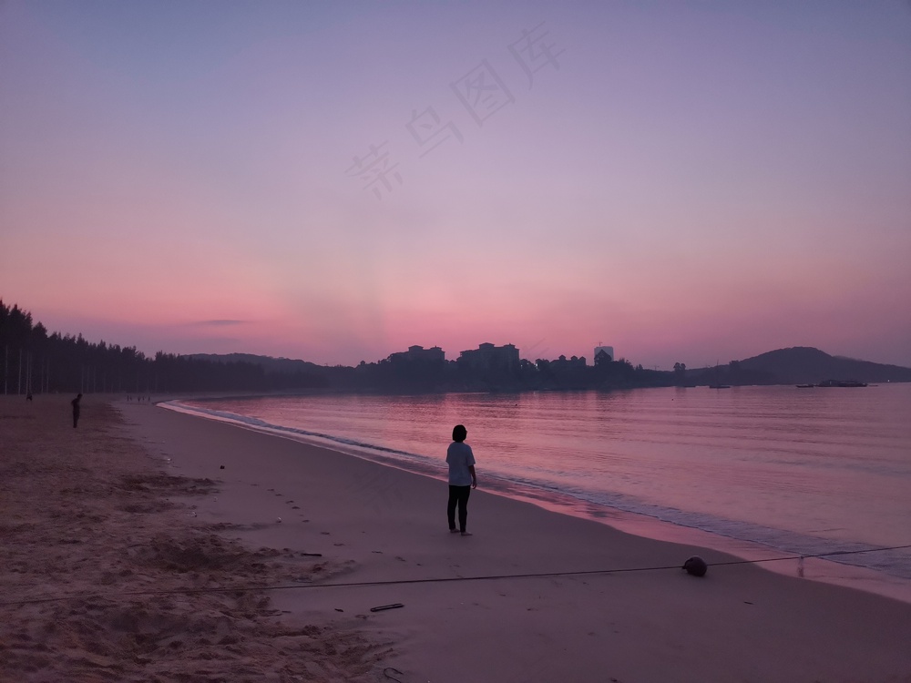 海边傍晚风景