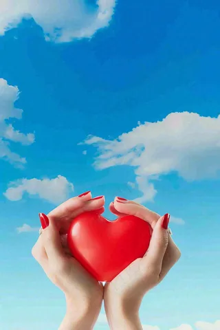 意外险业务保障金融理财背景