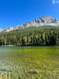 清澈山水间,自然之美尽显 清澈山水间,自然之美尽显