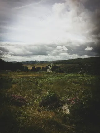草野道途云梦绘·寂静灰紫风景图