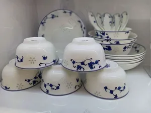 青花瓷餐具