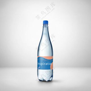 矿泉水瓶样机塑料瓶子标签logo分层模板