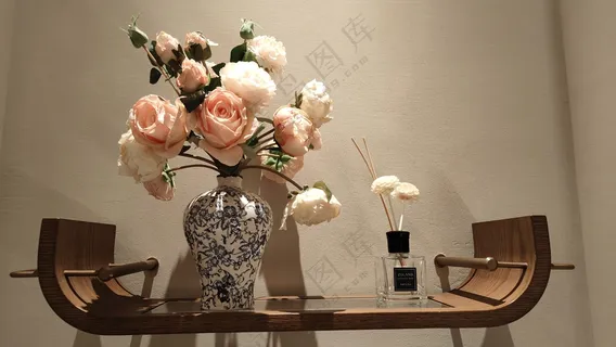 摆设静物，花瓶