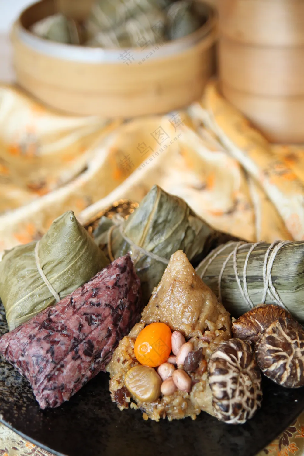 多种粽子照片图片包粽子粽子摄影裹粽籺粽子摄影端午节茶餐厅粽子