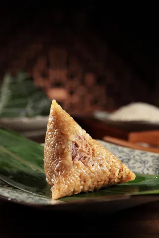 肉粽子图片包粽子粽子摄影裹粽籺粽子摄影端午节