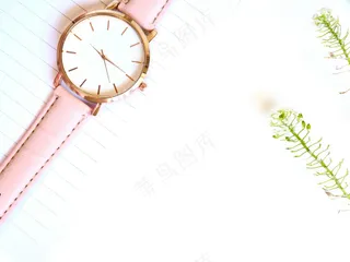 免费 白色背景下手表的特写照片 素材图片