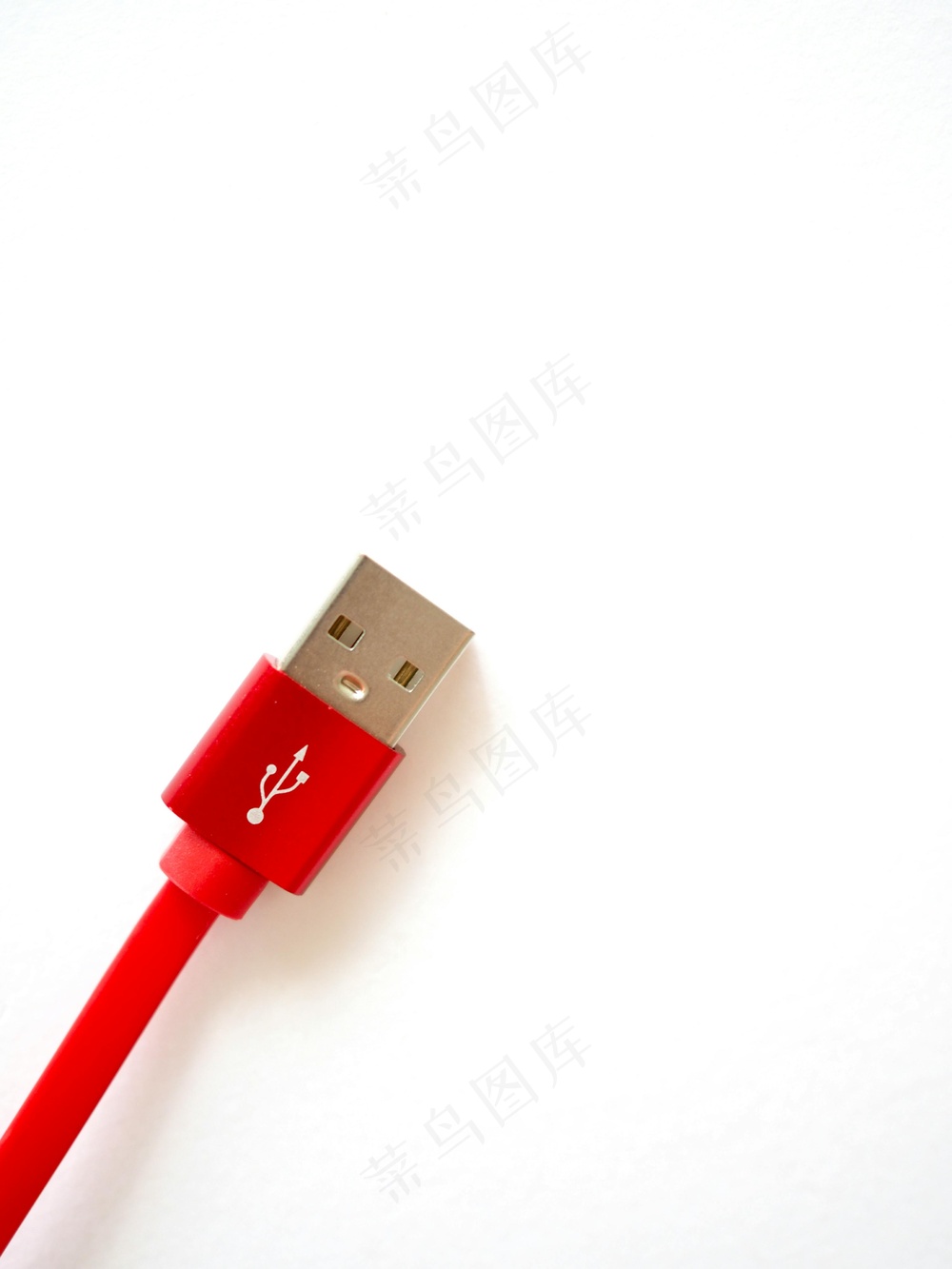 USB充电口 红色  白色背景下