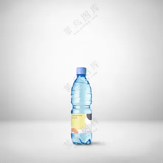 透明矿泉水瓶样机塑料瓶子标签logo分层模板
