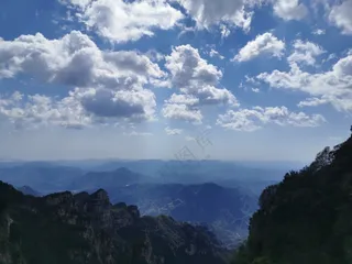 风景远山蓝天白云