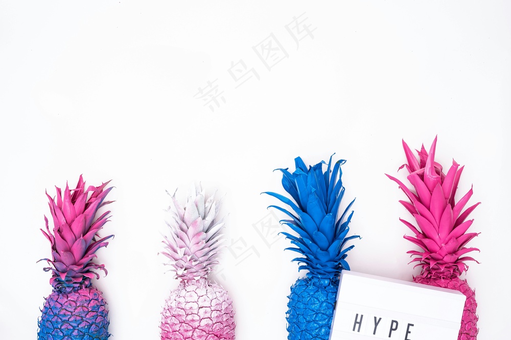 免费 粉红，白色和蓝色菠萝 素材图片